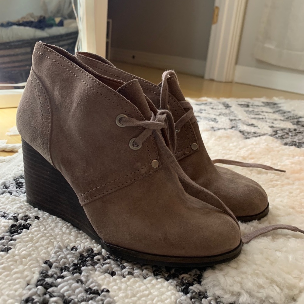 Suede booties - Picture 2 of 4